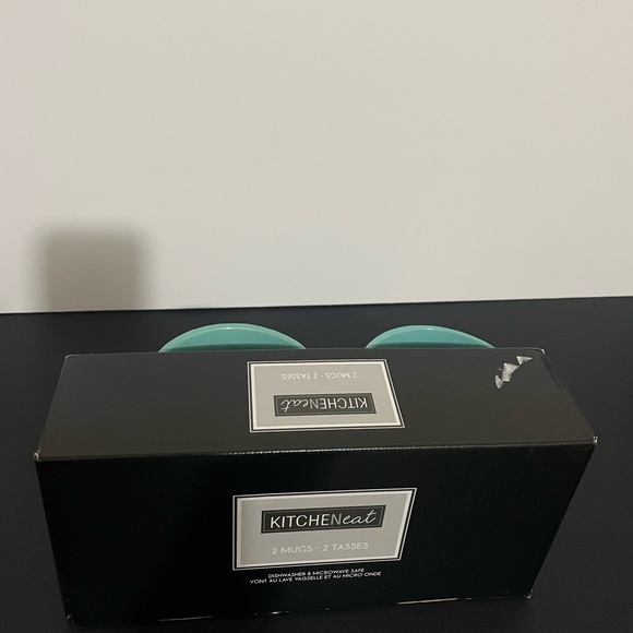 Hubby & Wifey Coffee Mugs - Picture 4 of 4